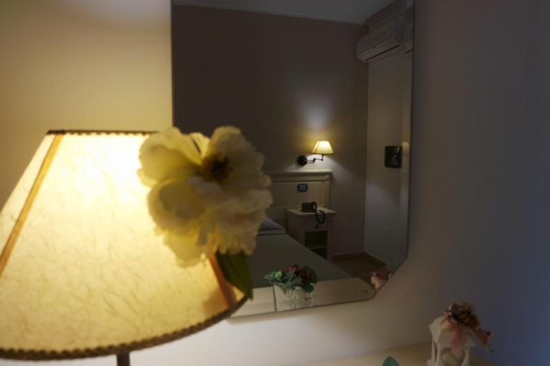ホテル Santa Caterina ポンペイ エクステリア 写真